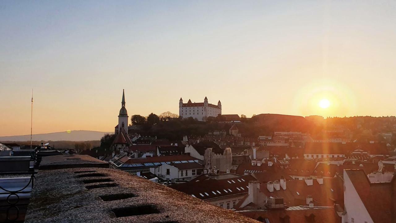 Le Monde Apartment Bratislava - Amazing 5Bdr In Downtown Exterior foto