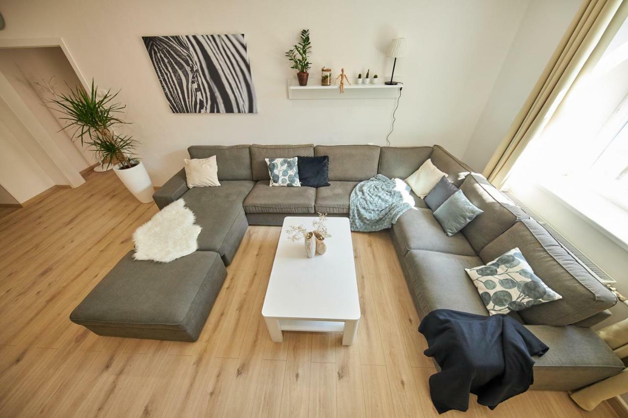 Le Monde Apartment Bratislava - Amazing 5Bdr In Downtown Exterior foto