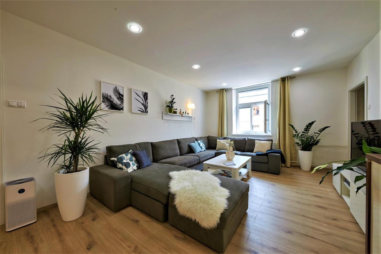 Le Monde Apartment Bratislava - Amazing 5Bdr In Downtown Exterior foto